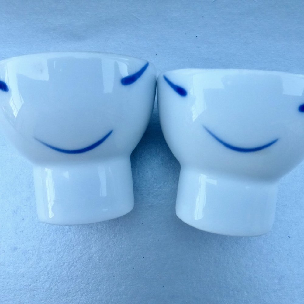 Pylones Japanese Sake Smiley Cups White Porcelain Heart Plant Drink Glassware